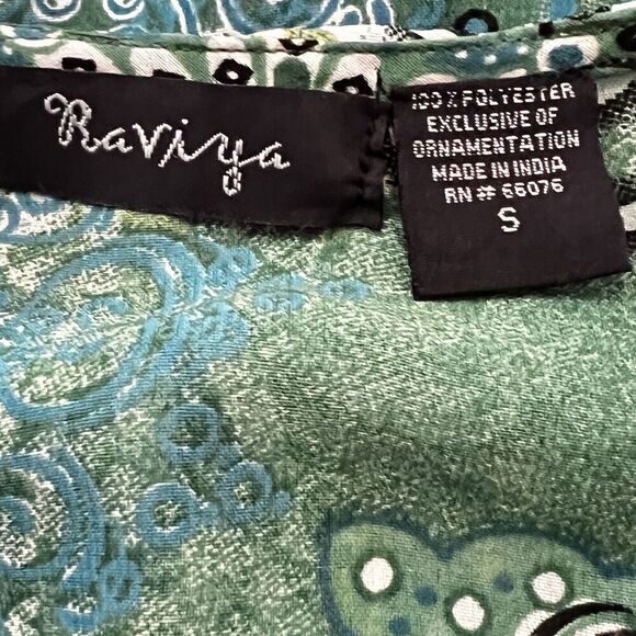 Raviya V-Neck Embellished Sheer Tunic Top With Flare Sleeves Size Small - Picture 10 of 10